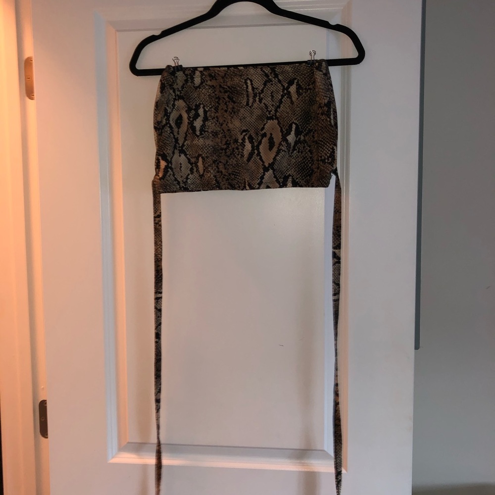 snakeskin print strapless crop top